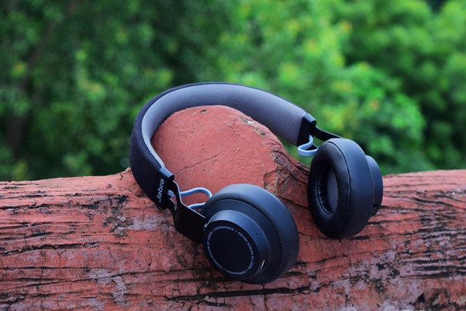 Køb en multifunktionel Bluetooth højtaler eller on-ear høretelefoner med god lyd hos KREAFUNK